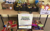 Swiateczna zbiorka zywnosci