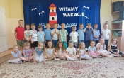 Przedszkolaki z gr. V podczas wystepu z okazji Zakonczenia roku