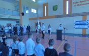 Poczet sztandarowy szkoly na rozpoczeciu roku szkolnego