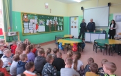Spotkanie uczniow SP w Milaczewie z policjantami (4)