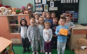 oddzial przedszkolny w pizamach