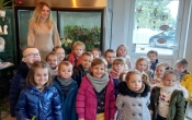 pamiatkowe zdjecie z wycieczki do kwiaciarni