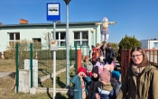 Dzieci ze SP w Dziadowicach z Marzanna