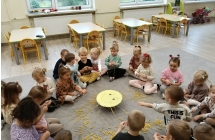 Usmiechniete slonce z makaronu