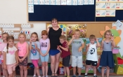 Zdjecie grupwe z mama Filipa